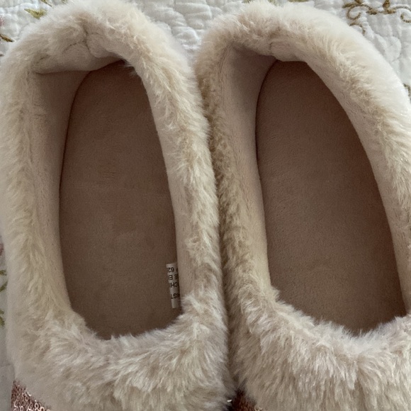 NWOT George women’s embellished slippers in size M - Picture 3 of 4